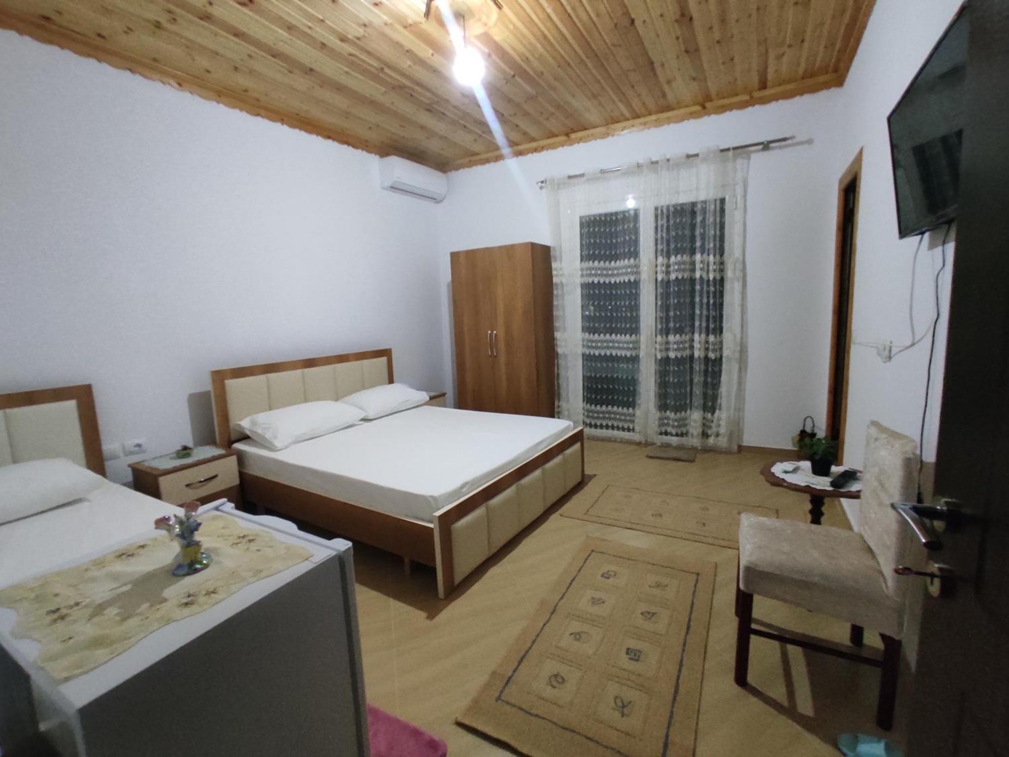 Apartamento Dino Gjirokastër